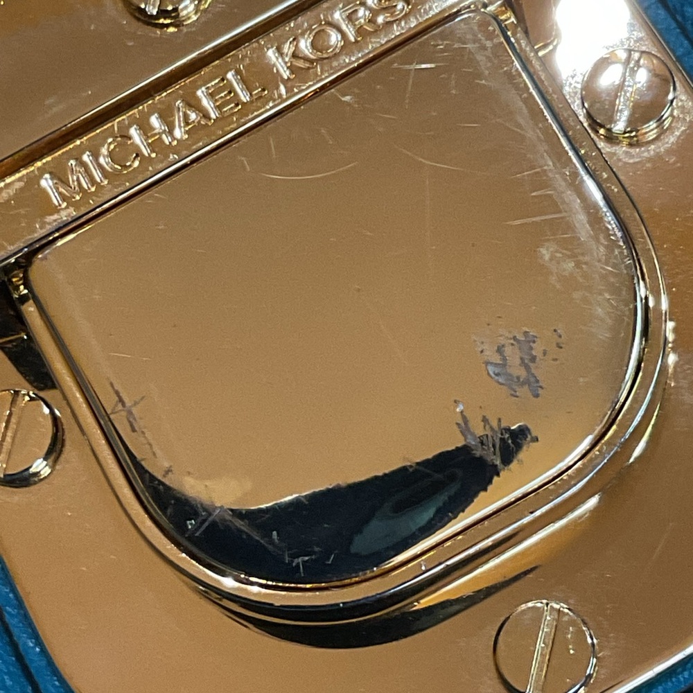 MICHAEL Michael Kors Turquoise Crossbody Bag with Gold Hardware - Picture 6 of 6